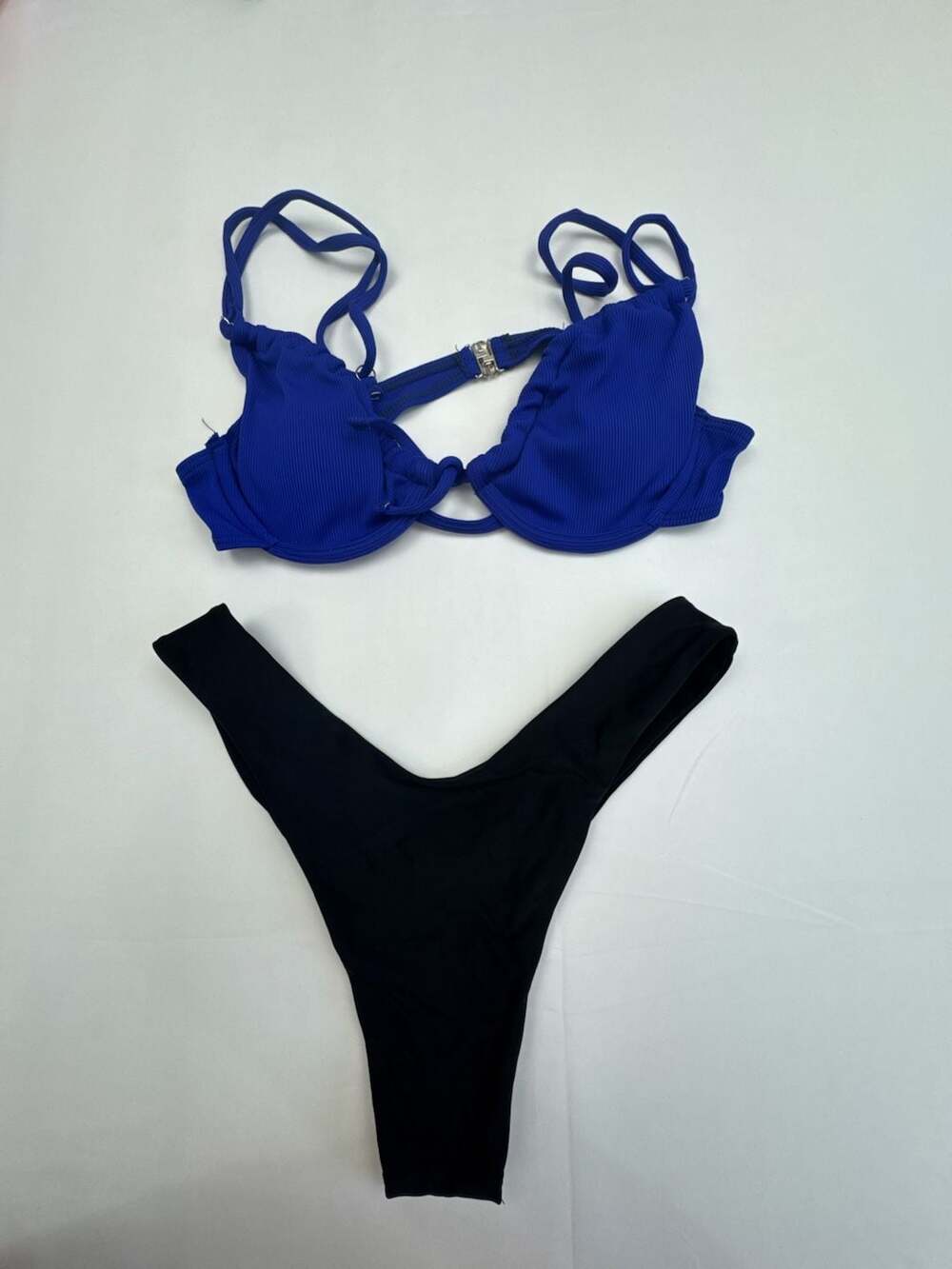 SHEIN Ribbed Underwire Bikini Set in Blue and Black